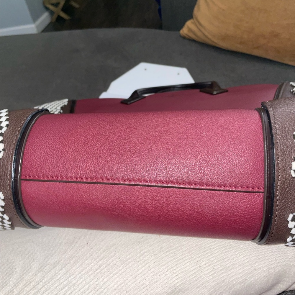 Louis Vuitton Burgundy and Brown Tote with Black-and-White Patterned Sides - Picture 7 of 15